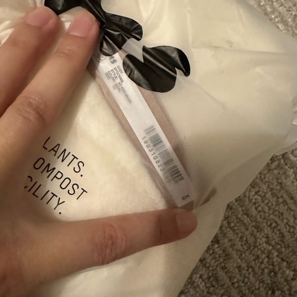 NWTS SKIMS cozy stocking OS ecru - Picture 4 of 4